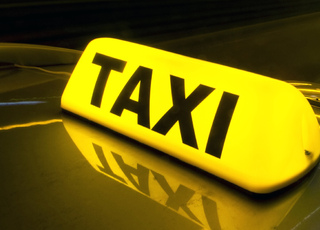 Személytaxis és személygépkocsis személyszállító vállalkozó képesítés megszerzése Zalaegerszegen és Nagykanizsán Személytaxis és személygépkocsis személyszállító vállalkozó képesítés megszerzése Zalaegerszegen és Nagykanizsán